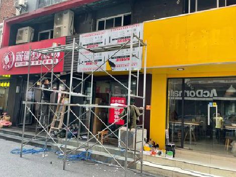 桐梓制作广告招牌如何避免它发黄？